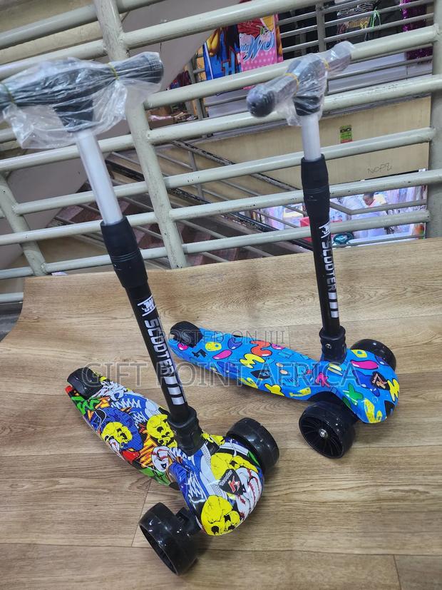 Three Wheels Adjustable Scooter For Kids - main view