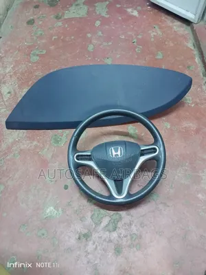 Honda Insight Dashboard and Steering Wheel