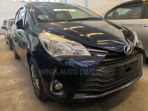 Toyota Vitz 2018 Blue