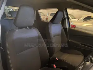 Toyota Vitz 2018 Blue