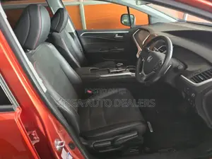 Honda Jade 2018 Orange