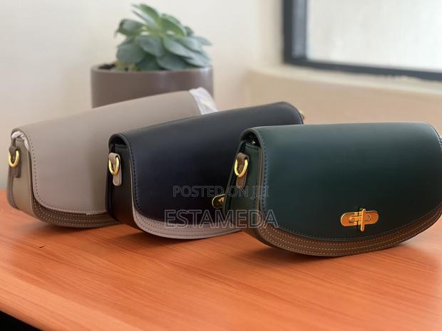 Chris Bella - main view