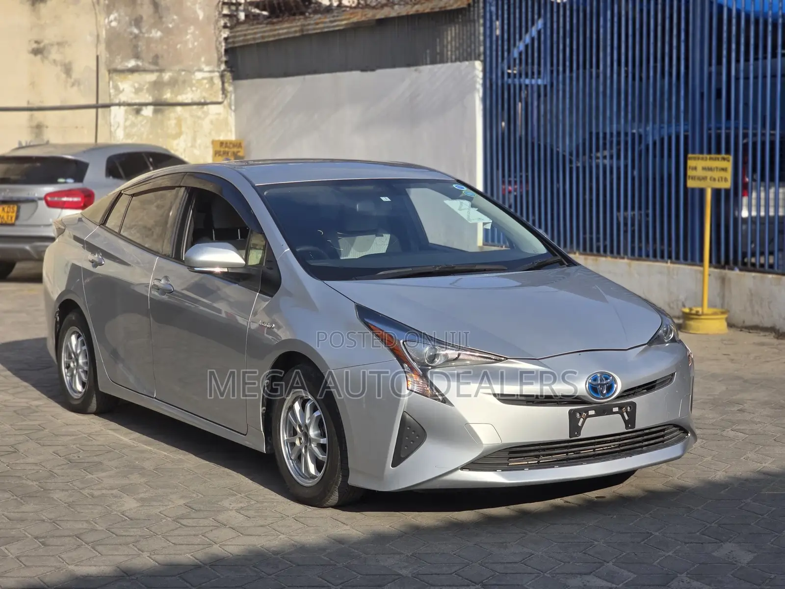 Toyota Prius 2018 Silver