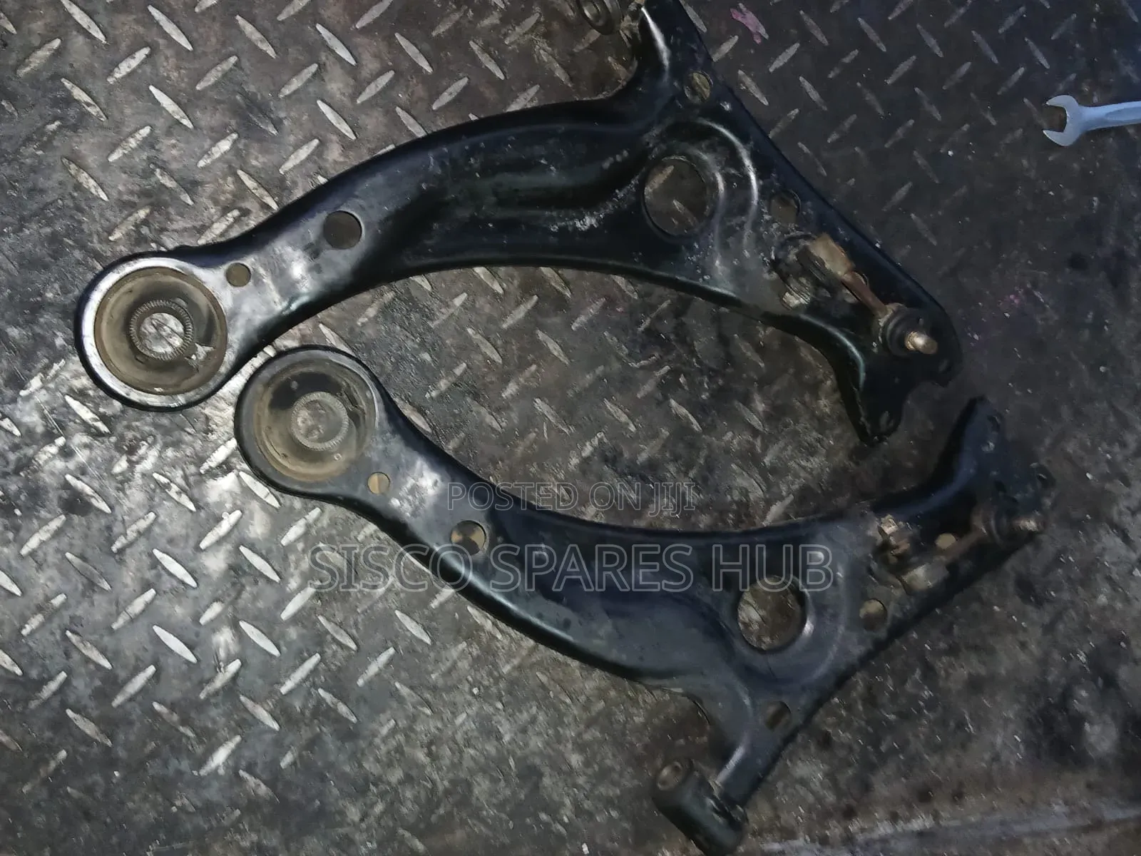 Control Arm Premio Nyoka/Caldina