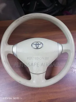 Toyota Ist/ Sienta Steering Wheel