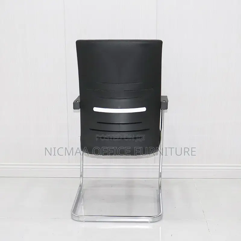 Sleek Comfort for Modern Spaces Visitor Seat