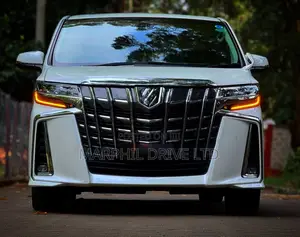 Toyota Alphard 2.5 Petrol AWD 2019 White