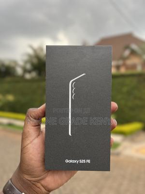 New Samsung Galaxy S25 FE 256 GB - main view