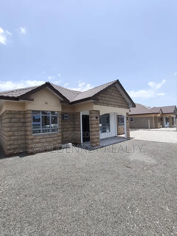 4bdrm Bungalow in Kitengela for sale