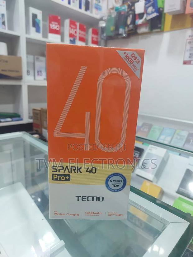 New Tecno Spark 40 Pro+ 128 GB Black - main view