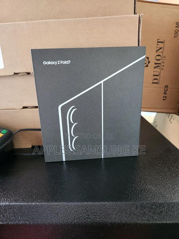 New Samsung Galaxy Z Fold7 256 GB Silver
