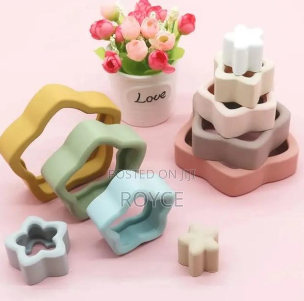 Silicone Flower Stacking Toy - thumbnail 3