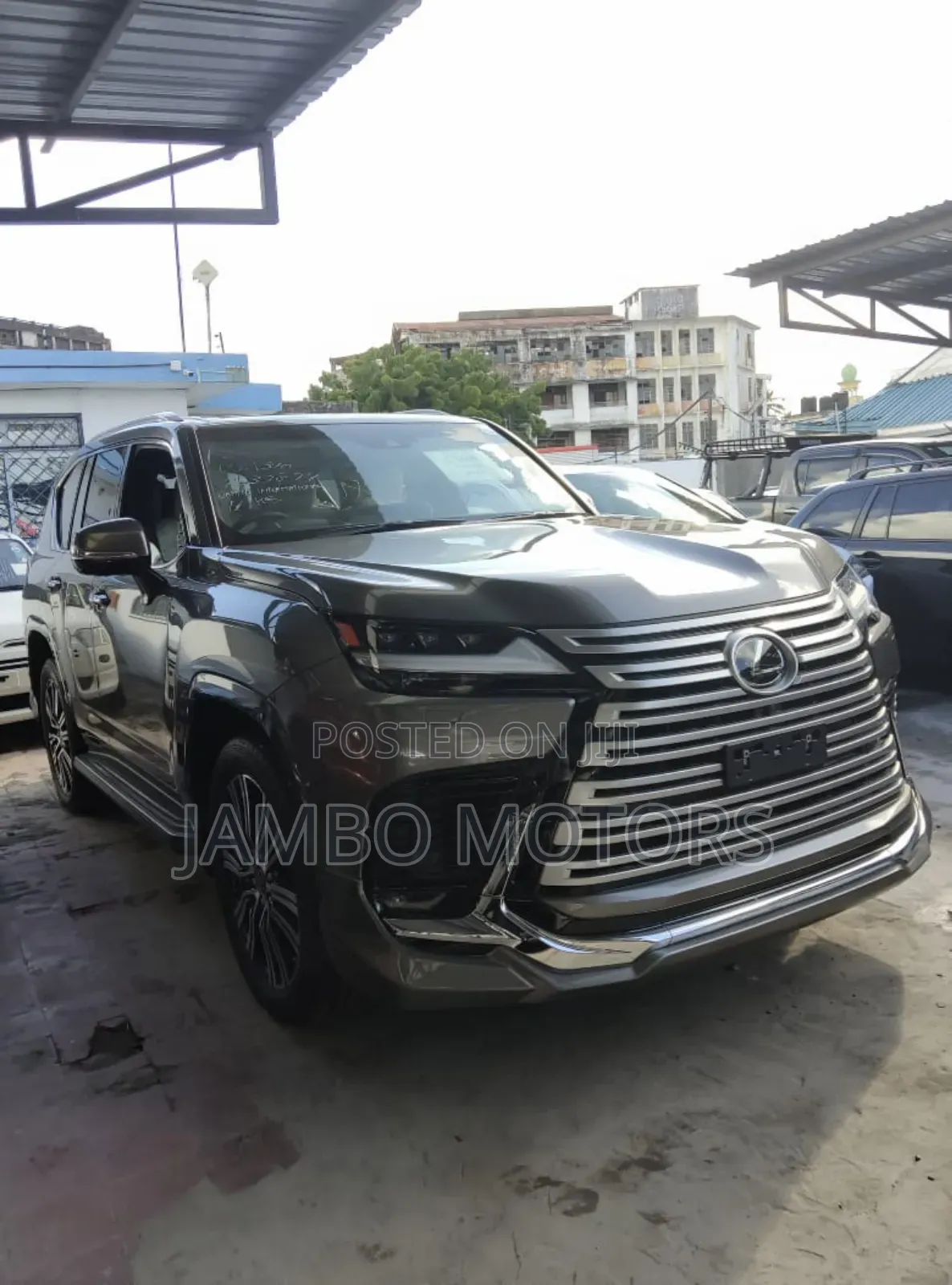Lexus LX 600 2024 Green