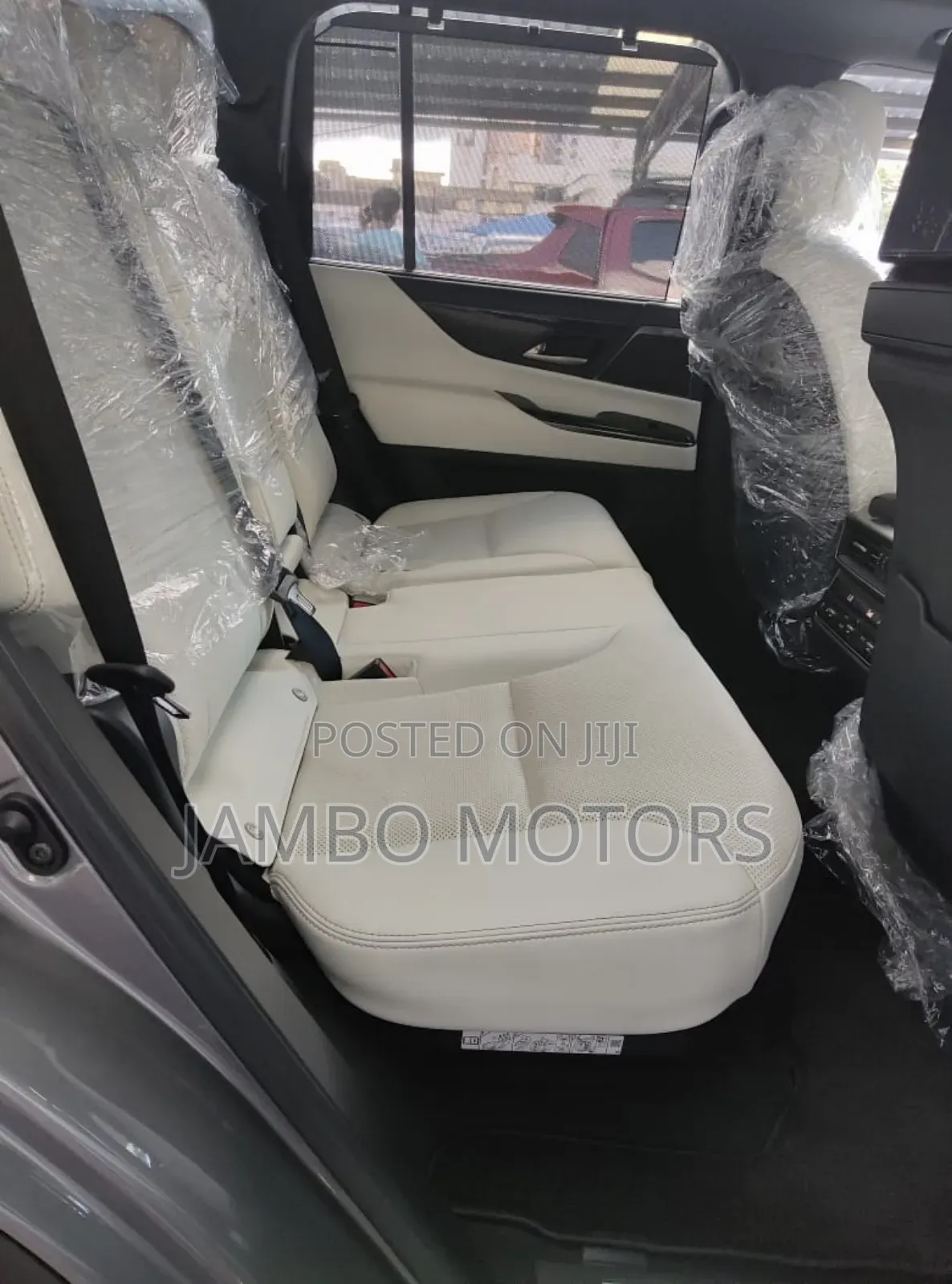 Lexus LX 600 2024 Green