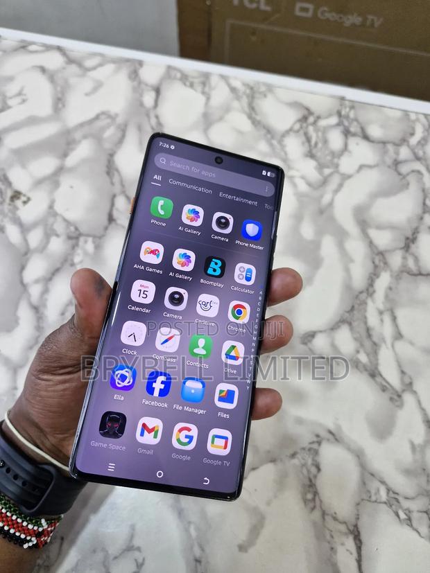 Tecno Camon 40 Pro 256 GB Gray - thumbnail 9