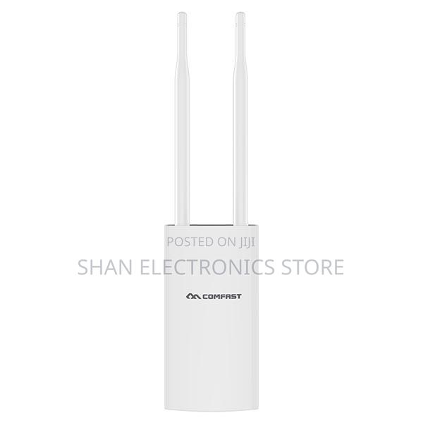 Upto 200m Range Dual Band 1200mbps Omnidirectional Wifi Router Outdoor