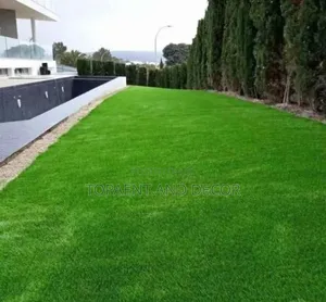 Natural Look Garden Grass Carpet Was to Clean