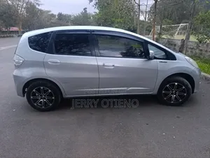 Honda Fit 2012 Silver