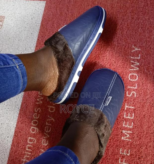 Comfortable Unisex Warm Indoor Shoes - thumbnail 4