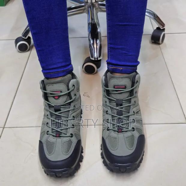 Light Weight Hiking Boots. - thumbnail 2