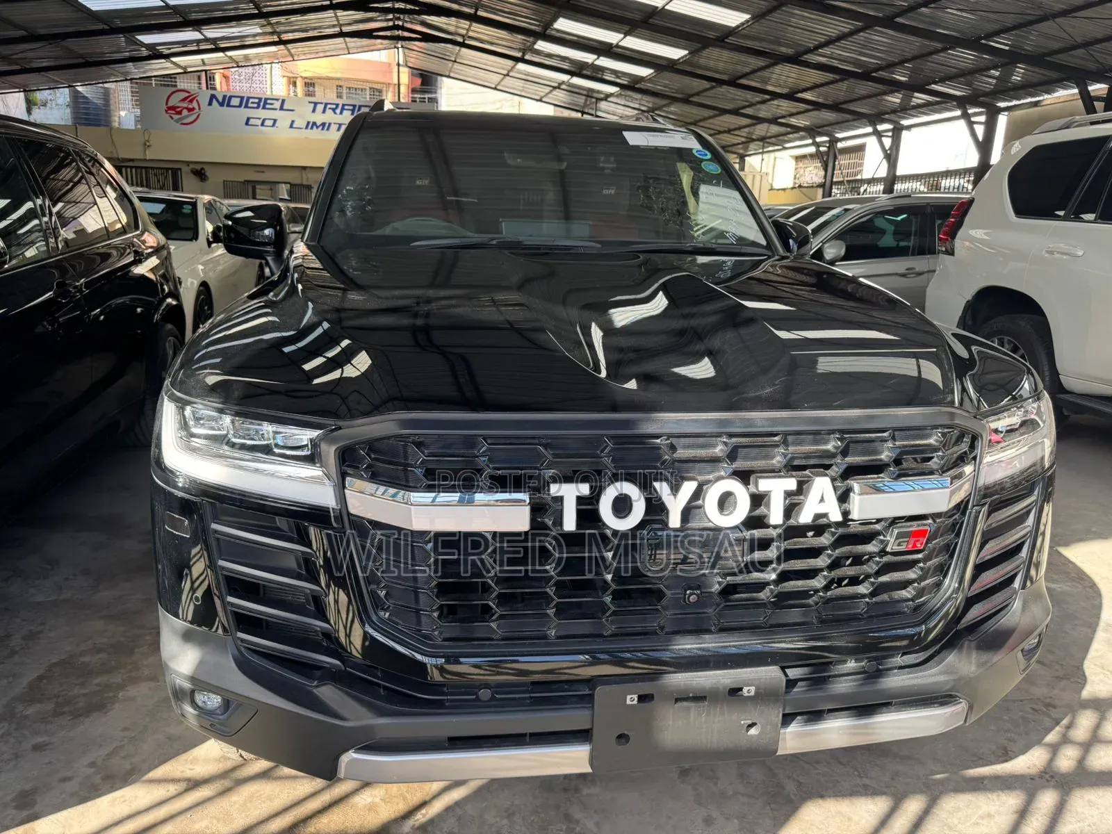 Toyota Land Cruiser 3.3 Diesel 4WD 2022 Black