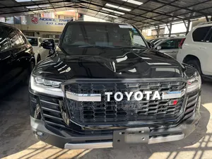 Toyota Land Cruiser 3.3 Diesel 4WD 2022 Black