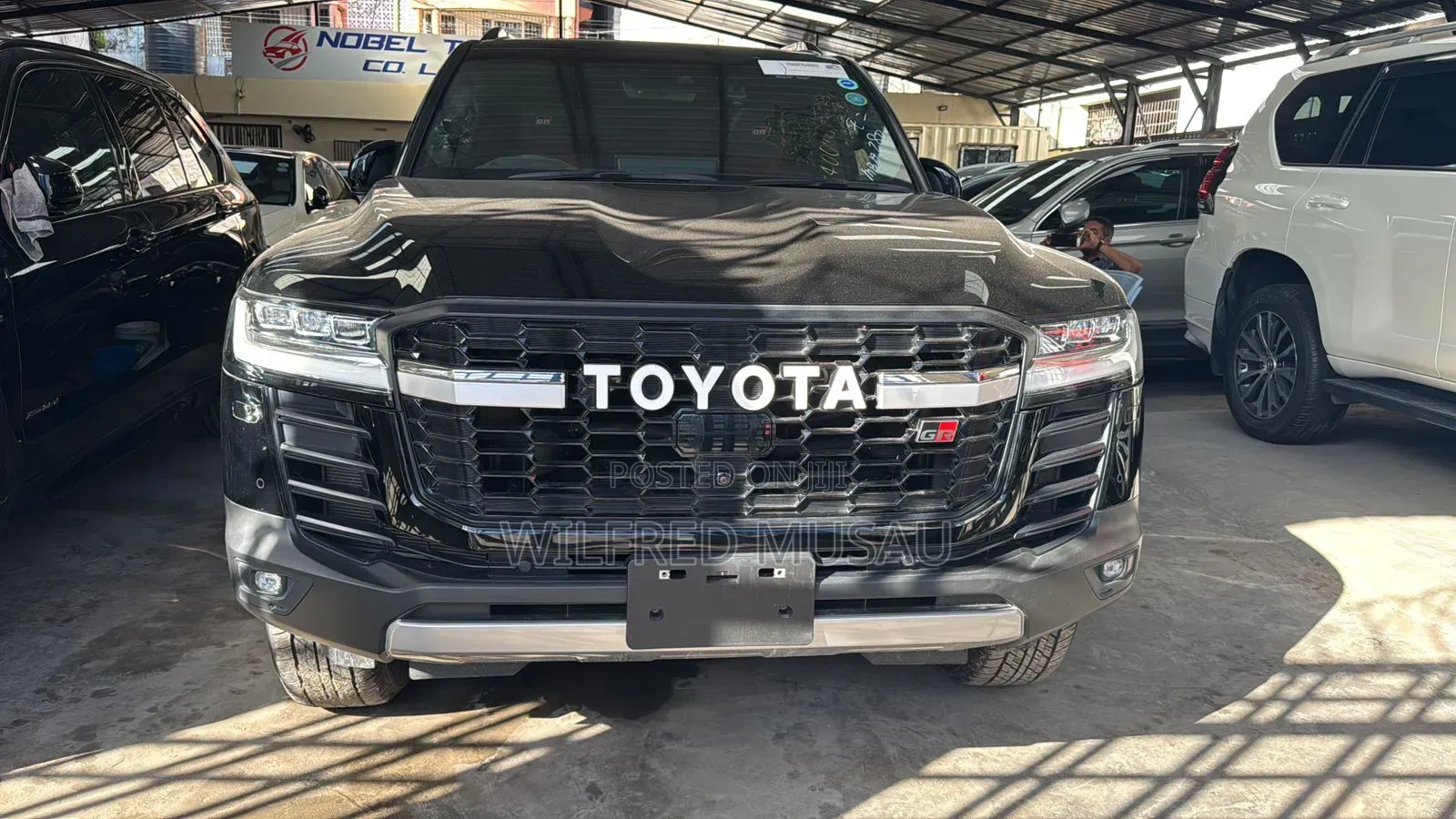 Toyota Land Cruiser 3.3 Diesel 4WD 2022 Black