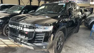 Toyota Land Cruiser 3.3 Diesel 4WD 2022 Black