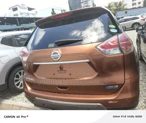 Nissan X-Trail 2.0 Hybrid AWD 2019 Brown