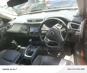 Nissan X-Trail 2.0 Hybrid AWD 2019 Brown