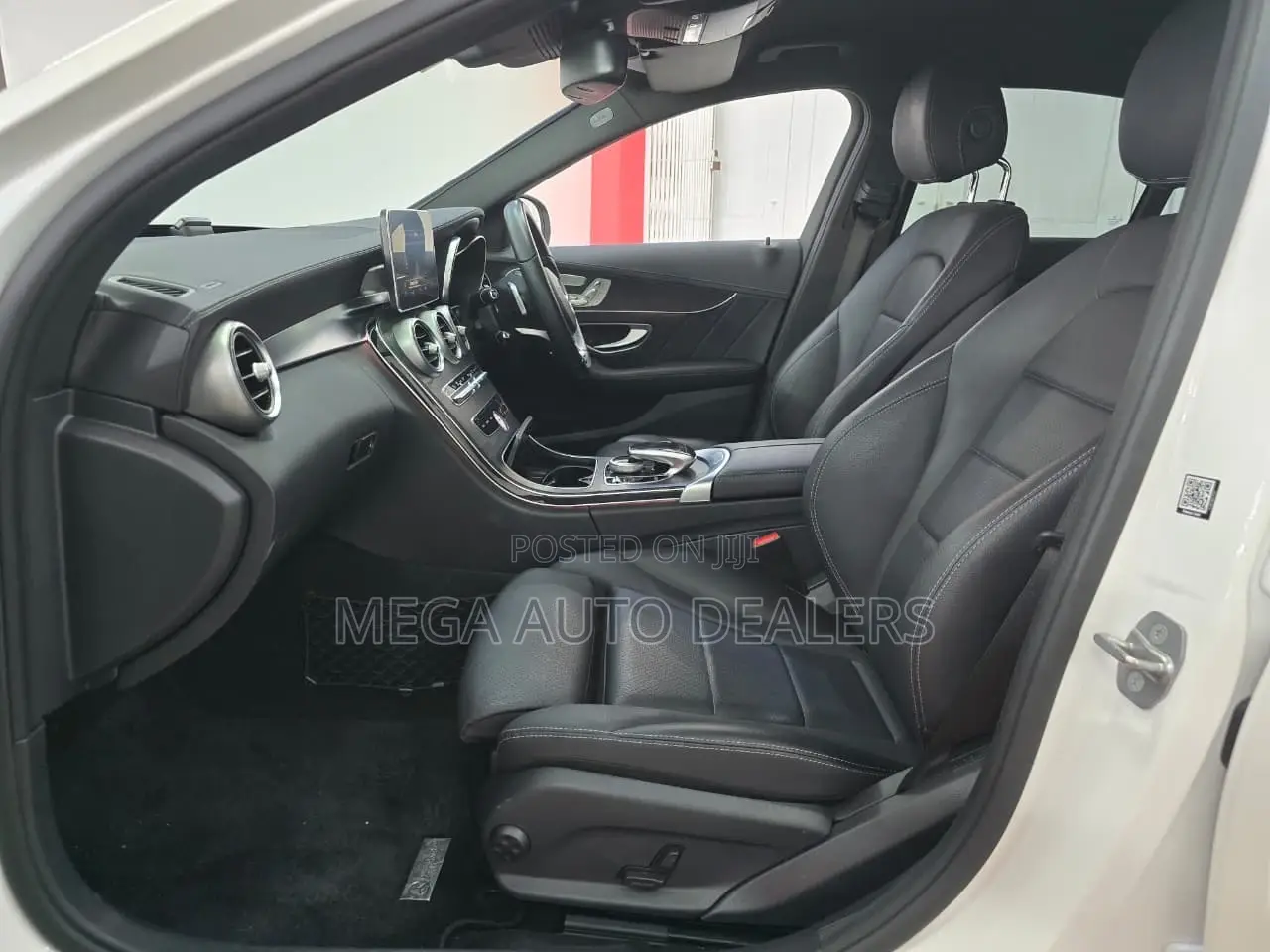 Mercedes-Benz C200 2018 White