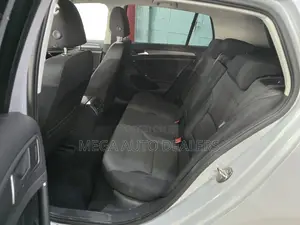 Volkswagen Golf TSI S FWD 2018