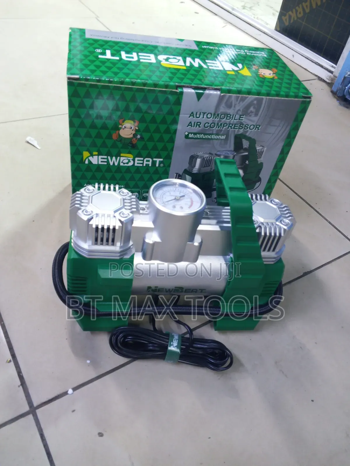 Newbeat 120 Psi 2 Cylinder Air Compressor