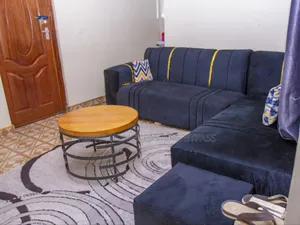 Contemporary City Escape: Fully Furnished One-Bedroom
