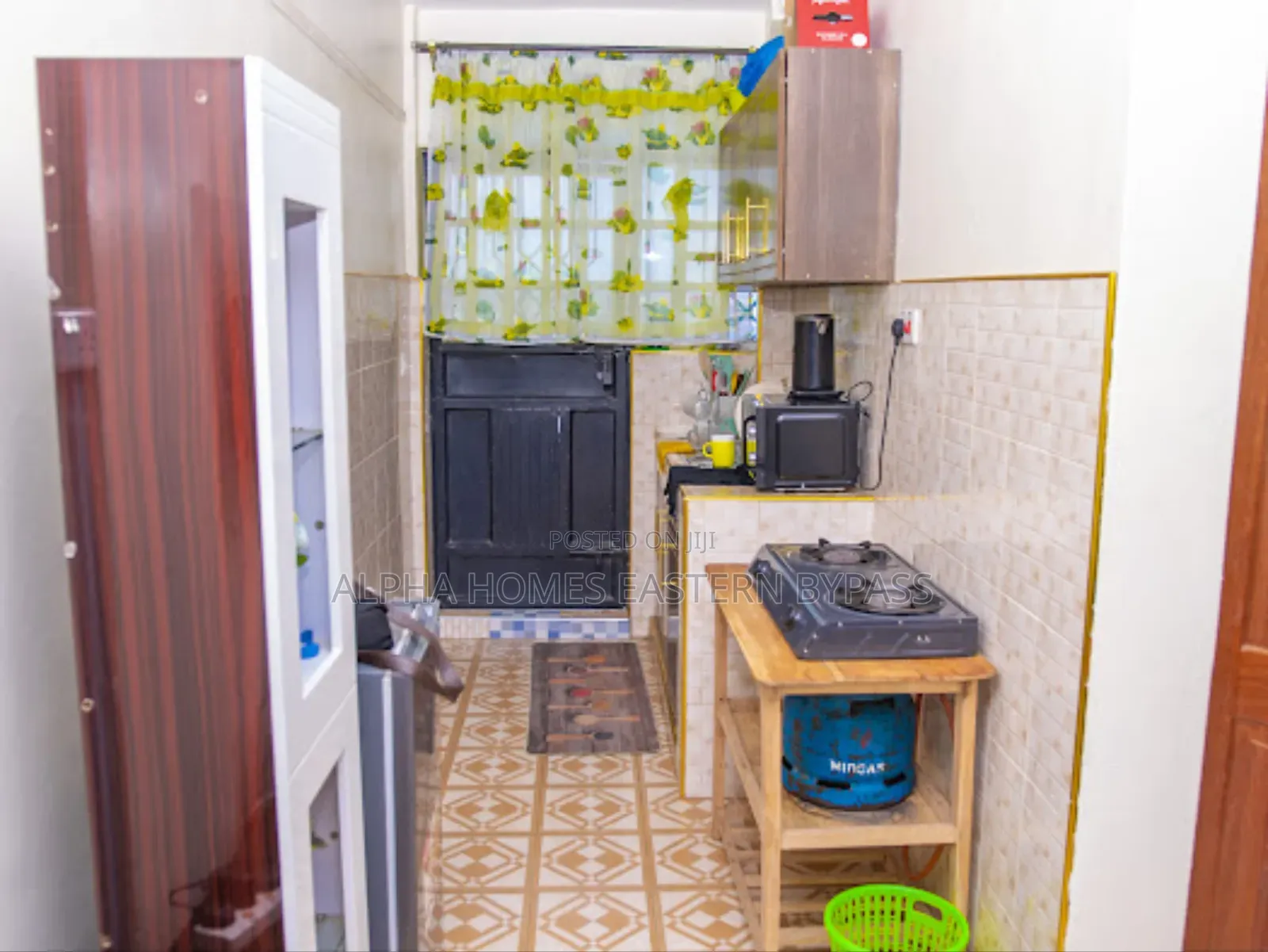 Contemporary City Escape: Fully Furnished One-Bedroom