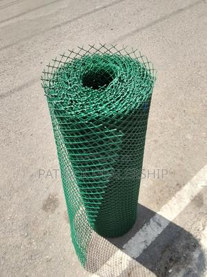 25m Plastic Chicken Mesh - thumbnail 2