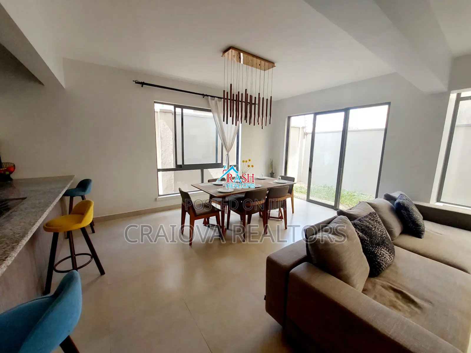 4bdrm Townhouse / Terrace in Gateway Mall Area for rent