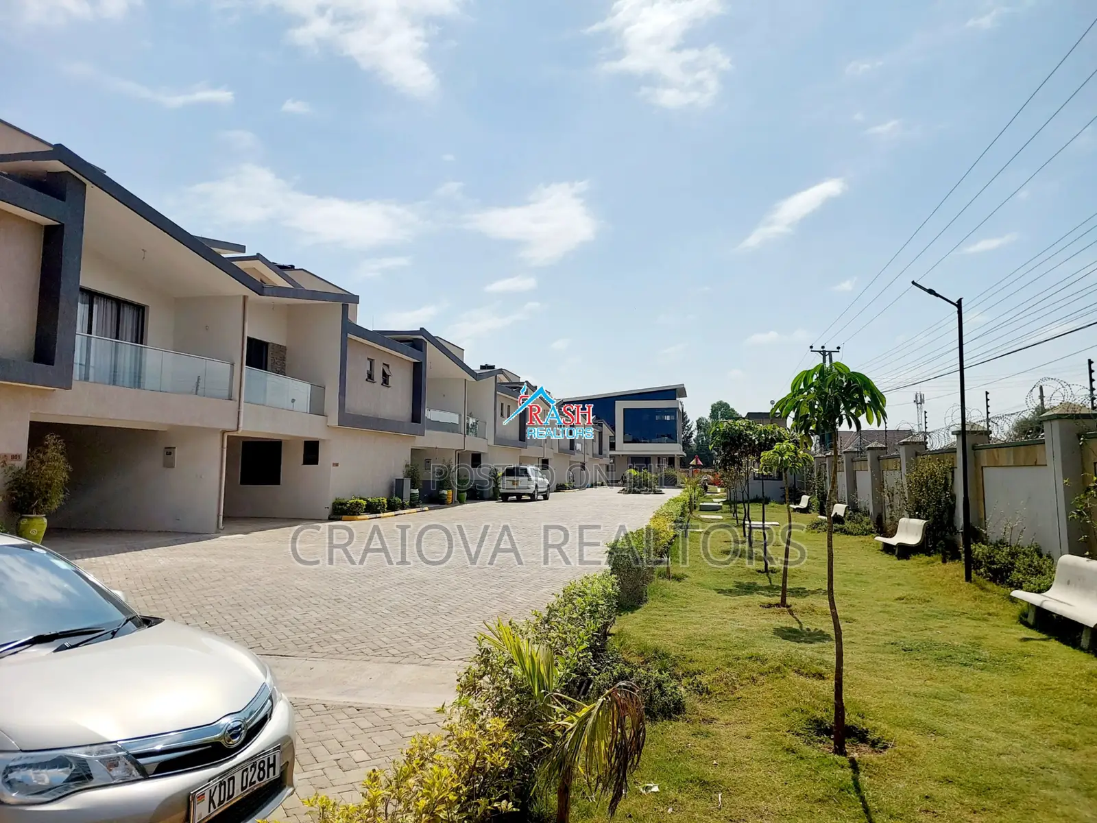 4bdrm Townhouse / Terrace in Gateway Mall Area for rent