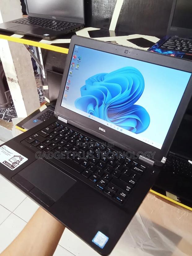 Laptop Dell Latitude 12 E5270 8GB Intel Core I5 SSD 256GB - main view