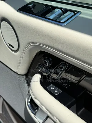 Land Rover Range Rover Vogue 2019 Pearl
