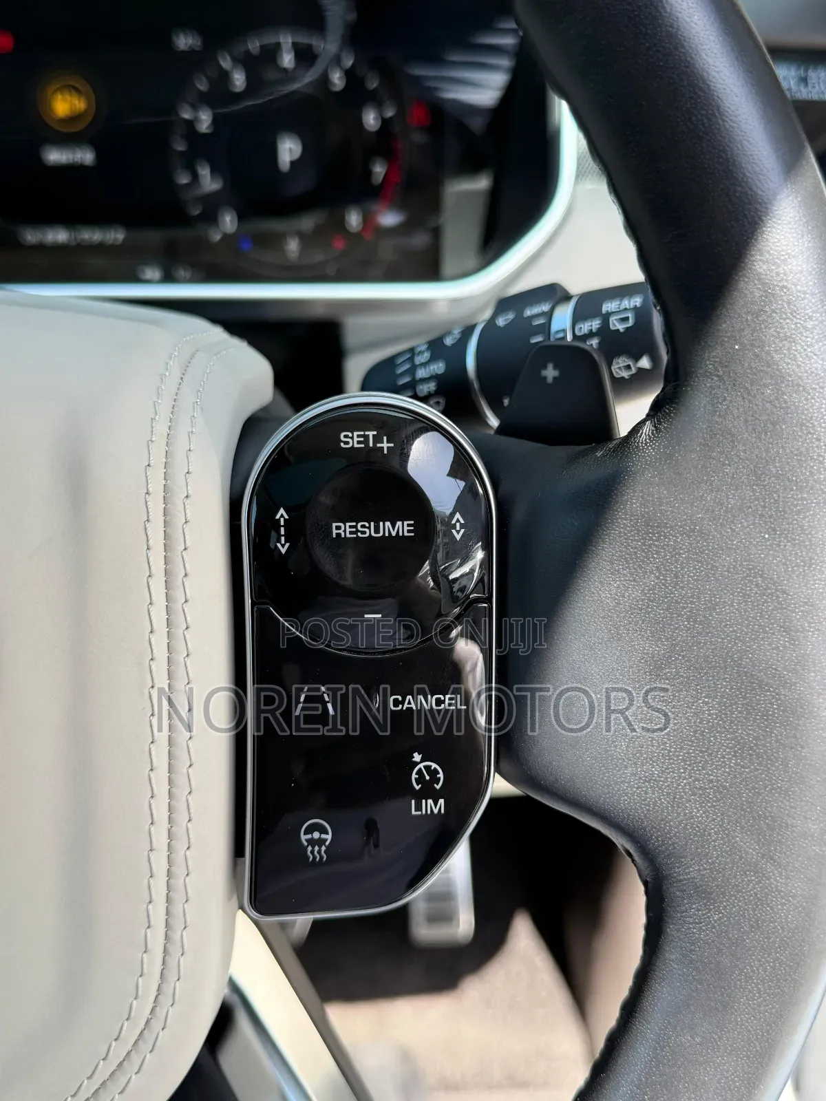 Land Rover Range Rover Vogue 2019 Pearl