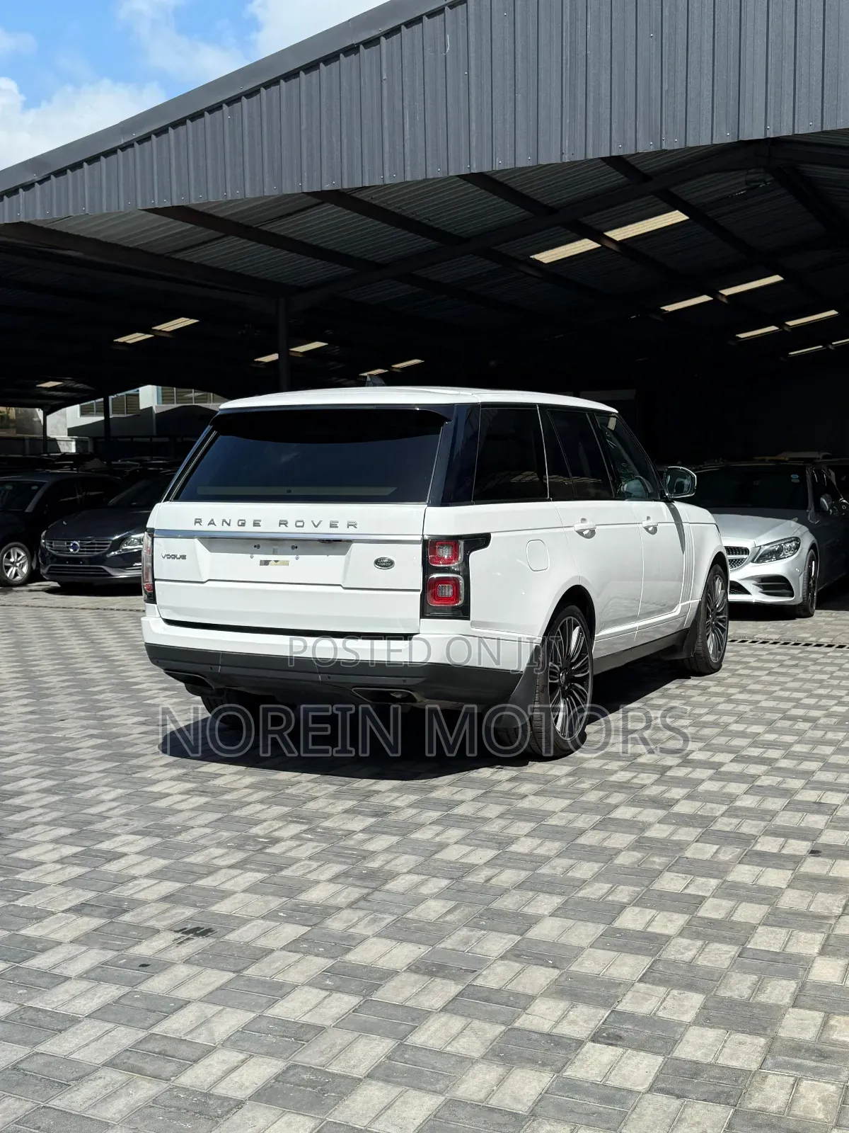 Land Rover Range Rover Vogue 2019 Pearl