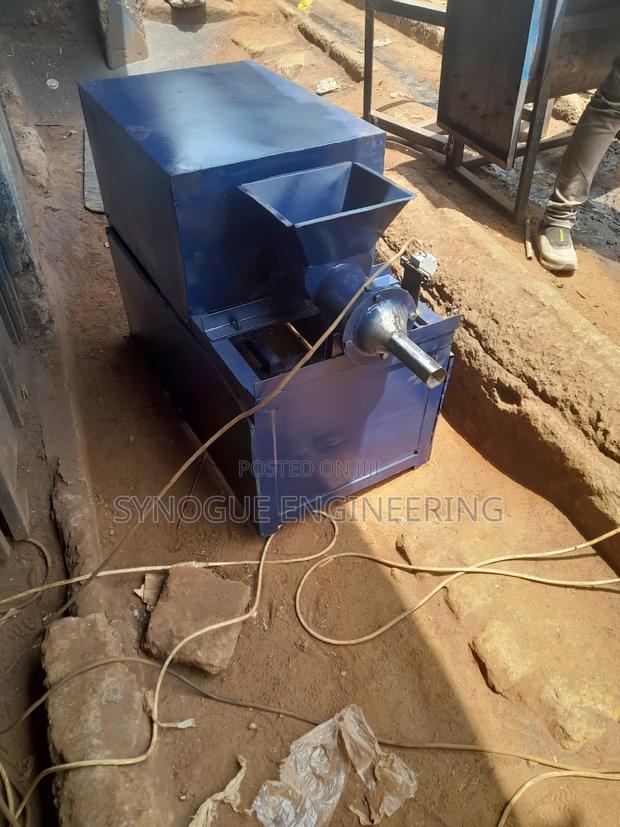 250kgs/Hr Charcoal Briquette Machine