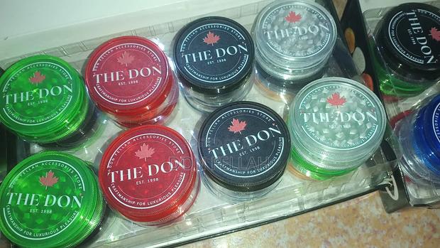 Plastic Grinder Herb - main view