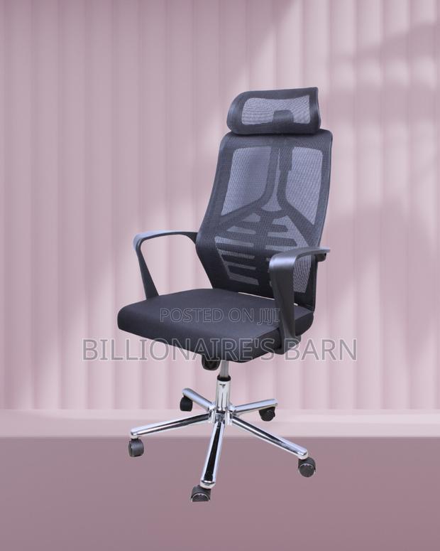 High Back Mesh Office Chair | Best-Seller Swivel Base - thumbnail 3