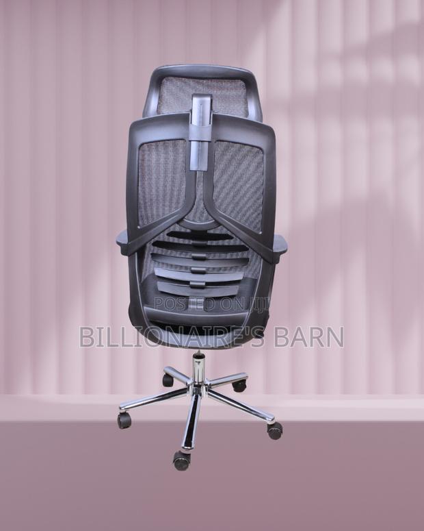 High Back Mesh Office Chair | Best-Seller Swivel Base - thumbnail 4