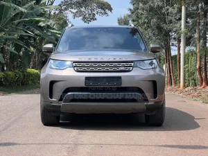 Land Rover Discovery HSE Luxury Diesel 4x4 2017 Gray