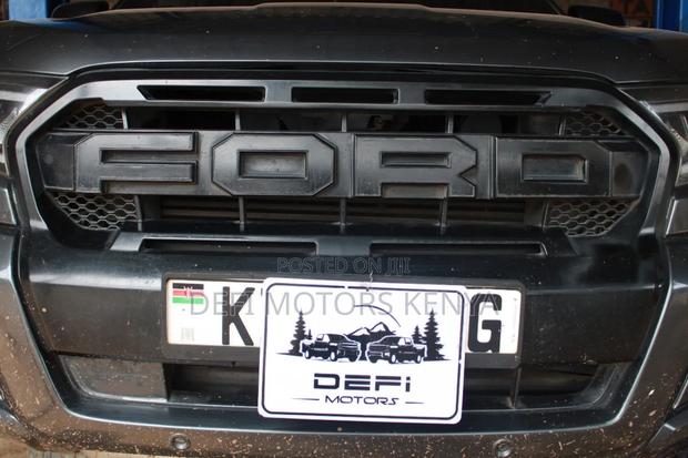 Ford Ranger T7 Front Grill - thumbnail 2