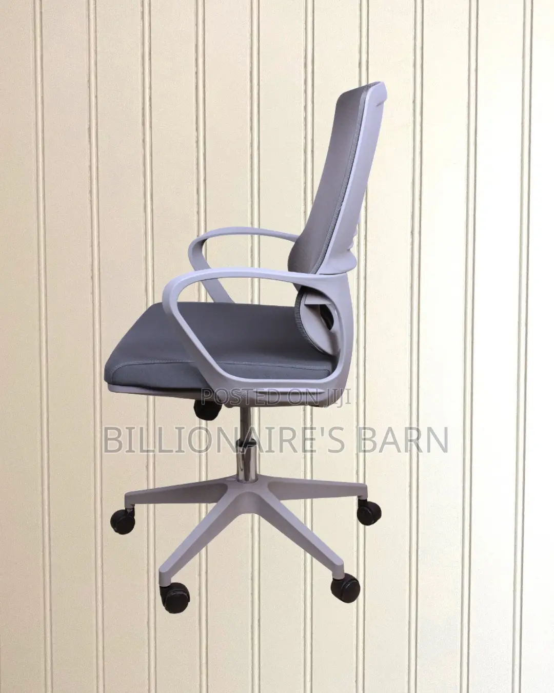 Grey Ergonomic Mesh Office Chair | Sleek Mesh Backrest