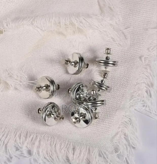 Magnetic Curtain Closures- 3 Pairs